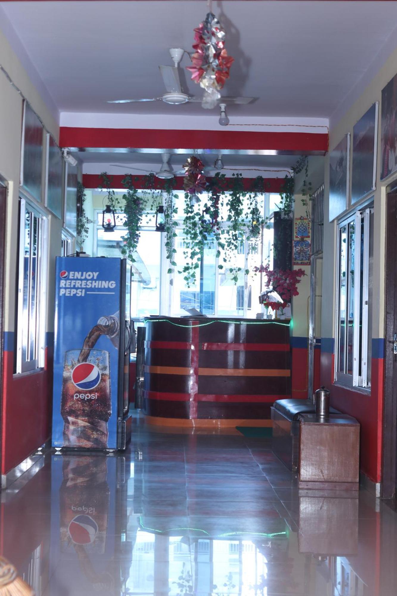 Punjabi Dhaba Lodge & Restaurant Rummindei Esterno foto